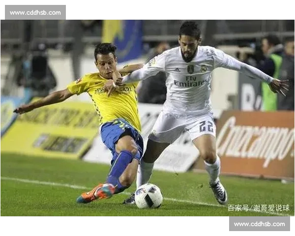 连续得分驱动比赛走势解析进攻效率与心理优势演变关键时刻决胜机制